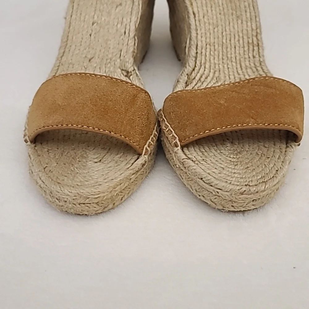 FRYE AND CO. Tan Suede Fringe Espadrille Wedge Sandals